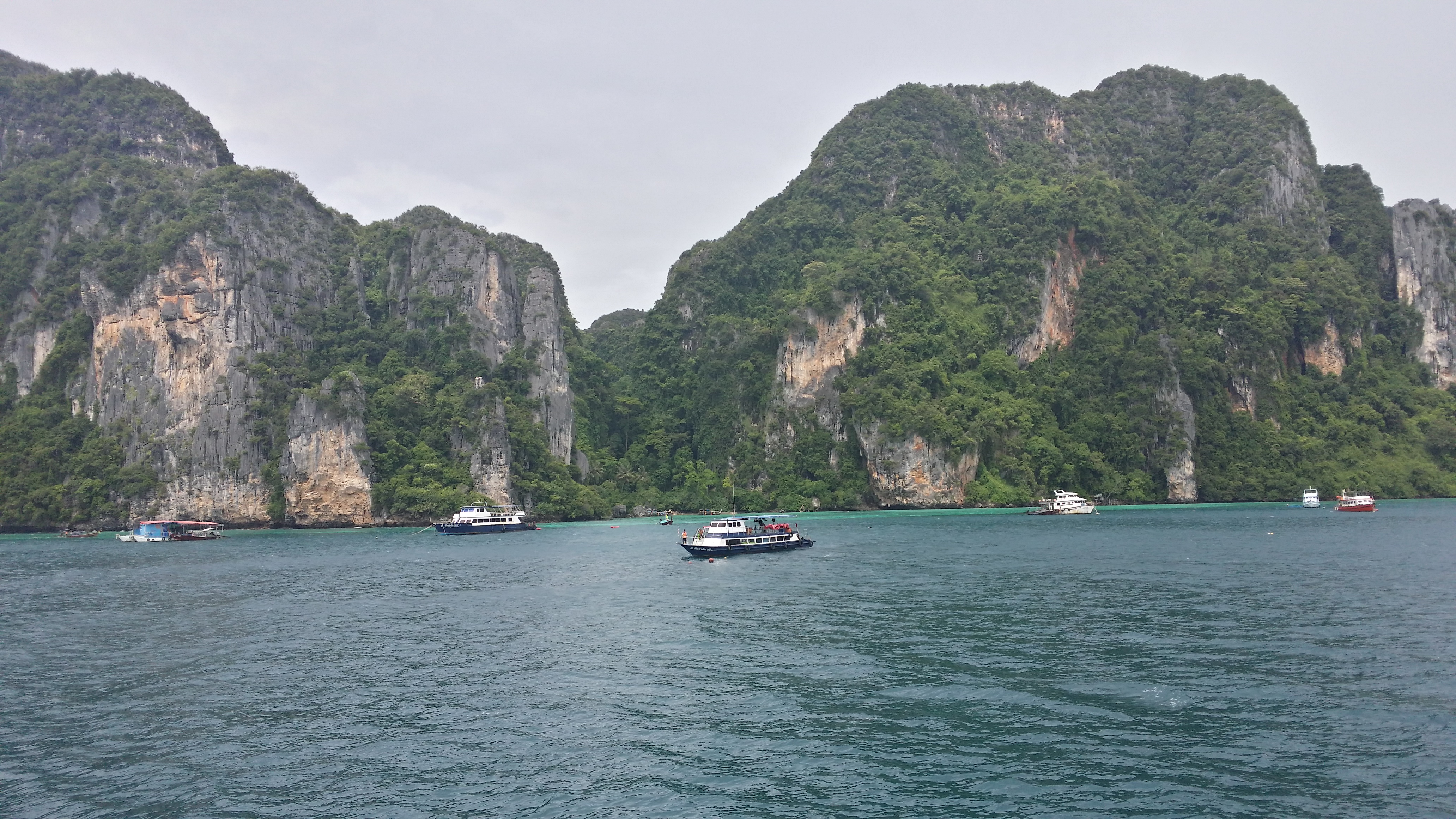 phuket boat trip phi phi island