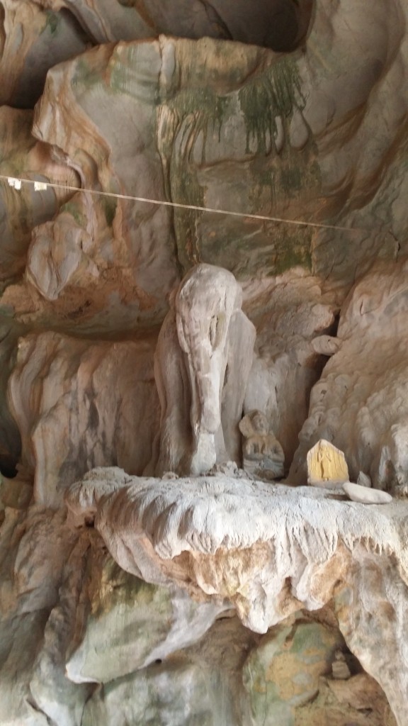 Tham Xang Elephant Cave Vang Vieng The Inside Lne 2934